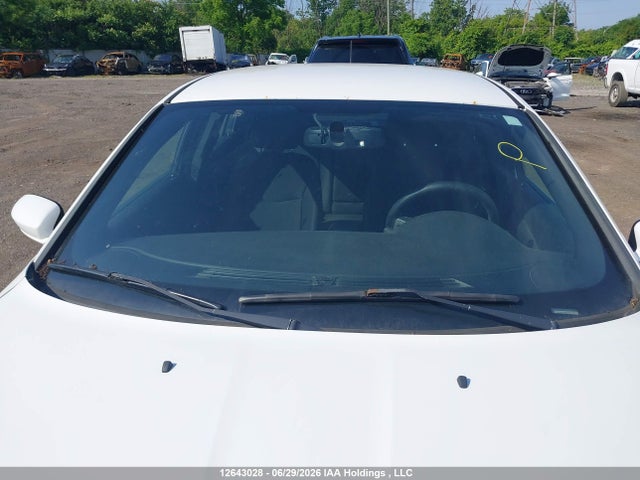 Продажа на аукционе авто 2013 Chrysler 200 Lx, vin: 1C3CCBAB2DN525770, номер лота: 12643028