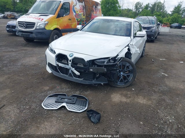 Продажа на аукционе авто 2025 Bmw I4 Edrive40 Gran Coupe, vin: WBY23HD0XSFV85337, номер лота: 12643030