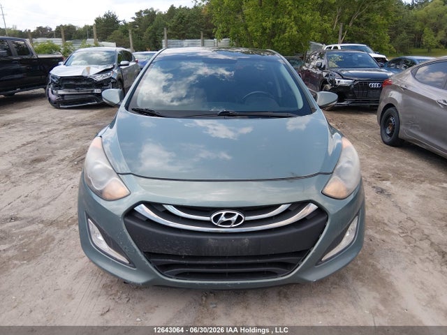 Продажа на аукционе авто 2013 Hyundai Elantra Gt, vin: KMHD35LEXDU021560, номер лота: 12643064