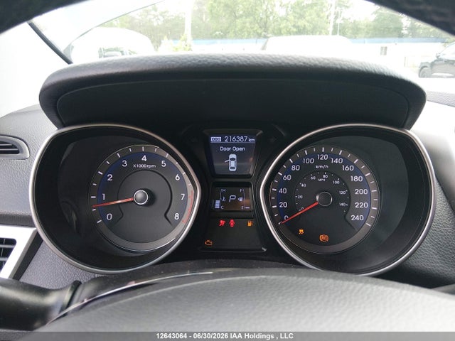 Продажа на аукционе авто 2013 Hyundai Elantra Gt, vin: KMHD35LEXDU021560, номер лота: 12643064