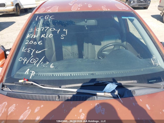 12643065 :رقم المزاد ، KNADE163066077044 vin ، 2006 Kia Rio5 Ex مزاد بيع
