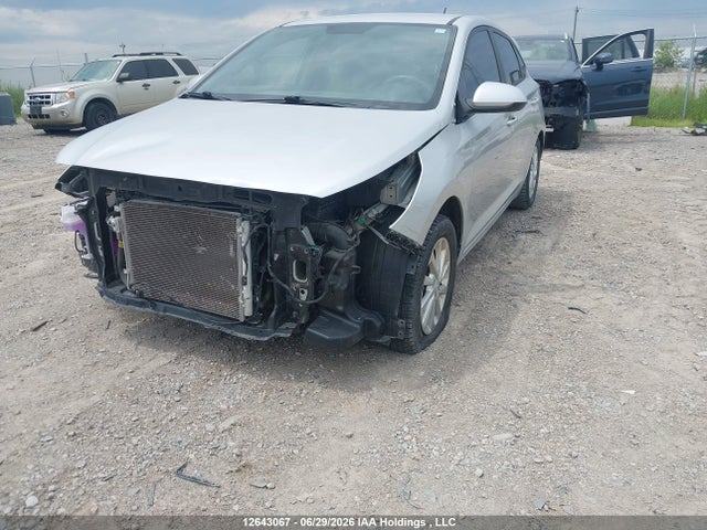 Hyundai Accent Se/sel 2019 3KPC25A38KE043198 Image 2