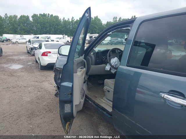 12643101 :رقم المزاد ، 3GTP2VE38BG306807 vin ، 2011 Gmc Sierra 1500 Sle مزاد بيع