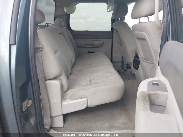 12643101 :رقم المزاد ، 3GTP2VE38BG306807 vin ، 2011 Gmc Sierra 1500 Sle مزاد بيع