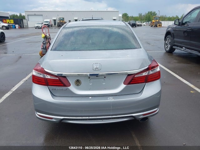 12643110 :رقم المزاد ، 1HGCR2F30HA803401 vin ، 2017 Honda Accord Lx مزاد بيع