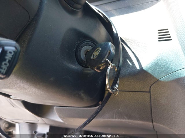 12643126 :رقم المزاد ، 2T1KE40E69C020608 vin ، 2009 Toyota Matrix Xr مزاد بيع