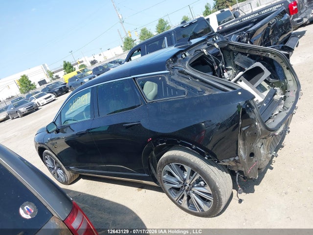 3GYK3DM42TS140191 Cadillac Optiq Luxury