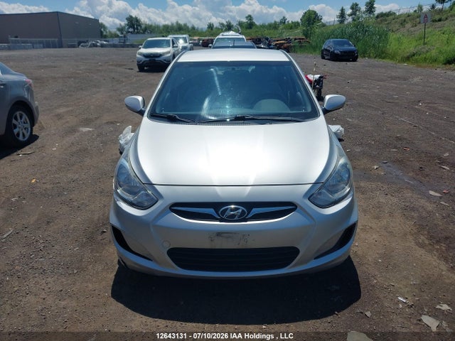 12643131 :رقم المزاد ، KMHCT4AE6DU409006 vin ، 2013 Hyundai Accent Gls/gs مزاد بيع
