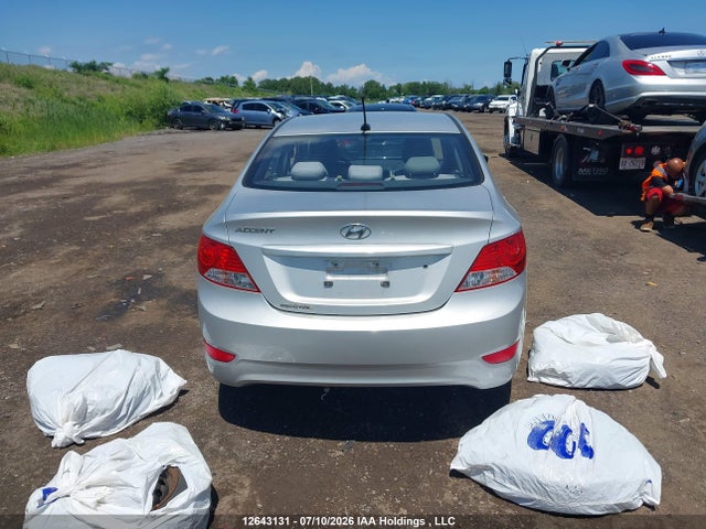 12643131 :رقم المزاد ، KMHCT4AE6DU409006 vin ، 2013 Hyundai Accent Gls/gs مزاد بيع