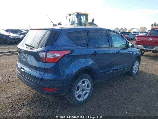 Ford ESCAPE S 2018 1FMCU0F71JUB32616 Image 4
