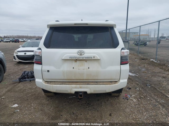 Toyota 4runner 2023 JTENU5JR2P6100897 Image 16