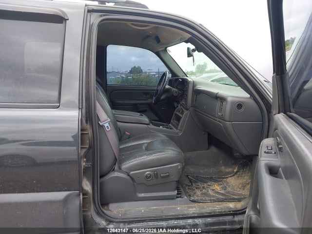 12643147 :رقم المزاد ، 3GNEK12T74G104281 vin ، 2004 Chevrolet Avalanche K1500 مزاد بيع