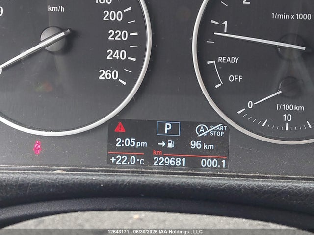 BMW 320i Xdrive 2015 WBA3C3C58FK201944 Image 15