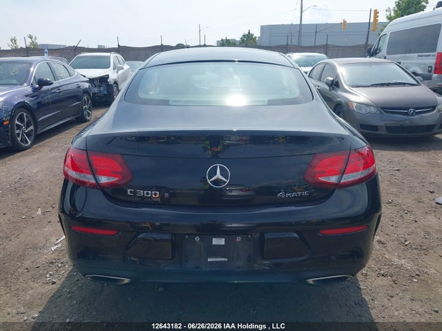 2018 Mercedes-benz C 300 4matic მანქანა იყიდება აუქციონზე, vin: WDDWJ4KB4JF610243, აუქციონის ნომერი: 12643182