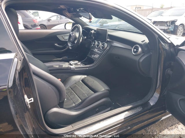 2018 Mercedes-benz C 300 4matic მანქანა იყიდება აუქციონზე, vin: WDDWJ4KB4JF610243, აუქციონის ნომერი: 12643182