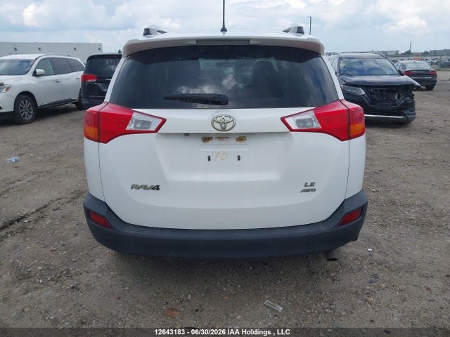 2015 Toyota Rav4 Le მანქანა იყიდება აუქციონზე, vin: 2T3BFREV2FW294313, აუქციონის ნომერი: 12643183