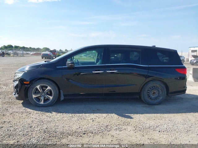 Продаж на аукціоні авто 2018 Honda Odyssey Touring, vin: 5FNRL6H84JB505263, номер лоту: 12643192