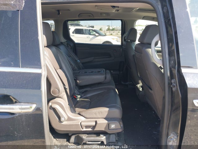 Продаж на аукціоні авто 2018 Honda Odyssey Touring, vin: 5FNRL6H84JB505263, номер лоту: 12643192