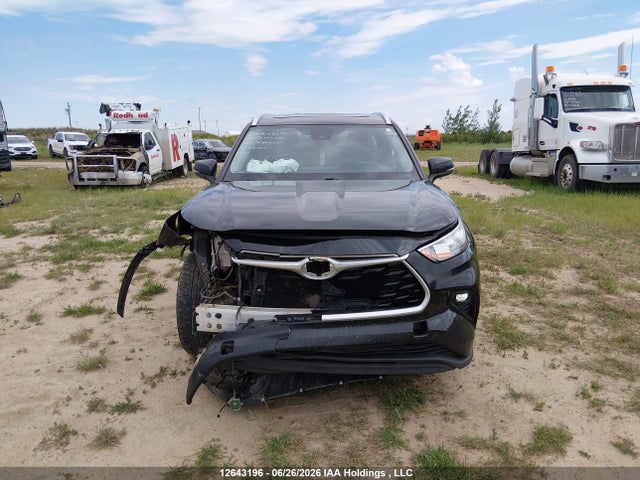 Toyota Highlander Xle 2020 5TDGZRBH9LS513325 Image 13