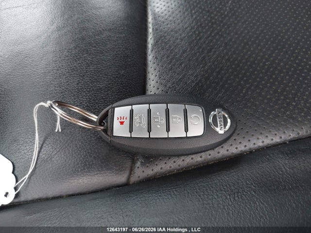 5N1DR2MM2HC640832 Nissan Pathfinder S/sv/sl/platinum