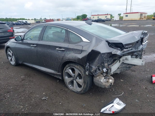 1HGCV1F93JA805482 Honda Accord Touring