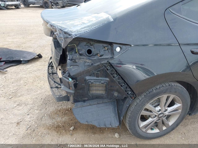 Aukcja sprzedaży 2017 Hyundai Elantra Gl, vin: KMHD84LF6HU155587, numer aukcji: 12643263