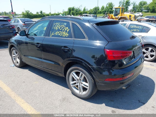 Audi Q3 2.0t Komfort 2016 WA1EFCFS0GR023910 Image 3