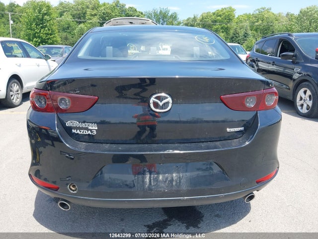 Продажа на аукционе авто 2021 Mazda Mazda3 Gx, vin: JM1BPAB78M1333938, номер лота: 12643299