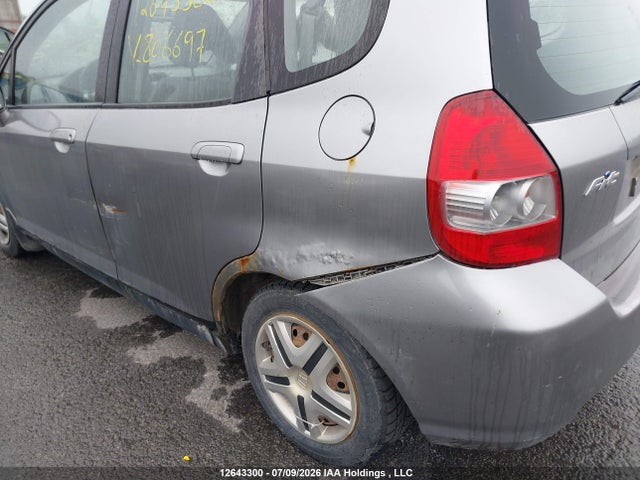 2007 Honda Fit Lx მანქანა იყიდება აუქციონზე, vin: JHMGD38457S806697, აუქციონის ნომერი: 12643300
