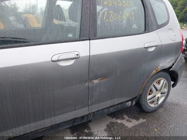 2007 Honda Fit Lx მანქანა იყიდება აუქციონზე, vin: JHMGD38457S806697, აუქციონის ნომერი: 12643300