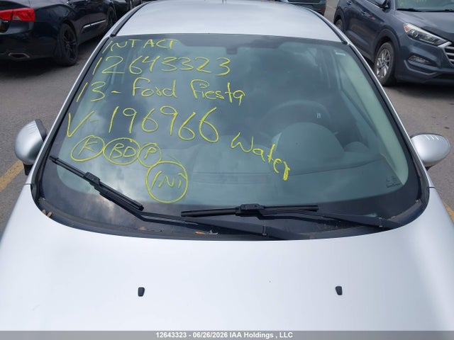 12643323 :رقم المزاد ، 3FADP4BJ8DM196966 vin ، 2013 Ford Fiesta Se مزاد بيع