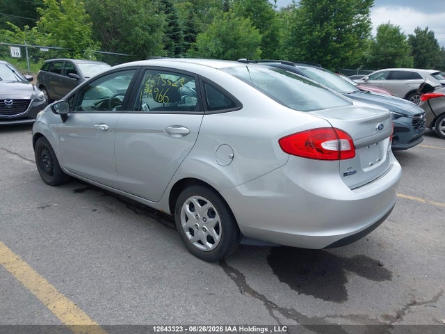 12643323 :رقم المزاد ، 3FADP4BJ8DM196966 vin ، 2013 Ford Fiesta Se مزاد بيع