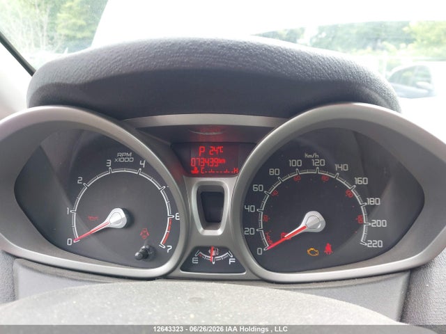 12643323 :رقم المزاد ، 3FADP4BJ8DM196966 vin ، 2013 Ford Fiesta Se مزاد بيع