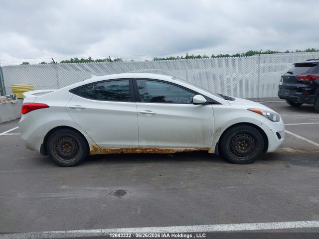 2013 Hyundai Elantra Gls/limited მანქანა იყიდება აუქციონზე, vin: 5NPDH4AE9DH152024, აუქციონის ნომერი: 12643332