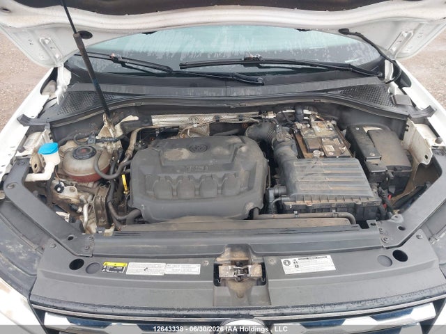 3VV0B7AX3JM192982 Volkswagen Tiguan Trendline