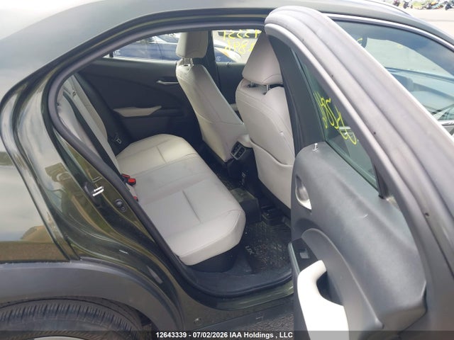 Lexus UX 250H 2021 JTHP9JBH9M2052846 Image 8