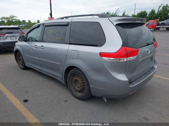Продаж на аукціоні авто 2012 Toyota Sienna, vin: 5TDKK3DC5CS223094, номер лоту: 12643342