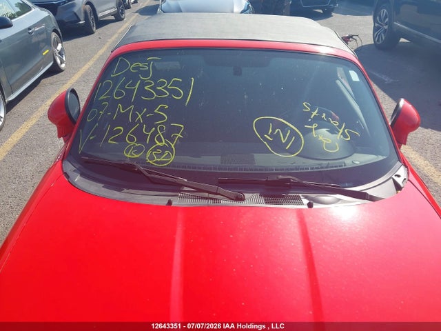 12643351 :رقم المزاد ، JM1NC15FX70126487 vin ، 2007 Mazda Mx-5 Miata مزاد بيع