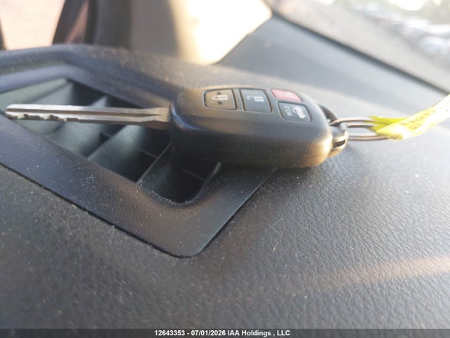 12643353 :رقم المزاد ، 2T1BURHE3HC888777 vin ، 2017 Toyota Corolla Se مزاد بيع