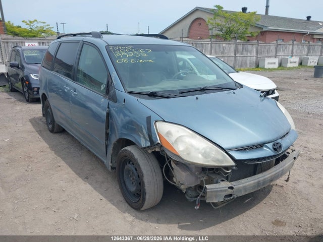 2008 Toyota Sienna მანქანა იყიდება აუქციონზე, vin: 5TDZK23CX8S199232, აუქციონის ნომერი: 12643367
