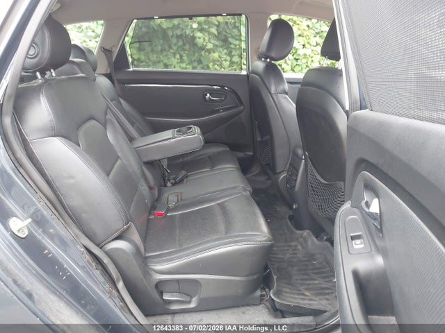 KIA Rondo 2014 KNAHU8A39E7014585 Image 8