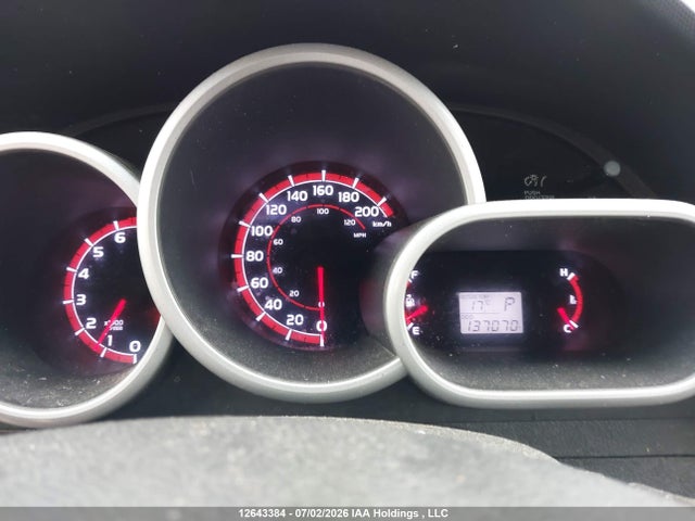 12643384 :رقم المزاد ، 2T1KU4EEXEC132821 vin ، 2014 Toyota Matrix Wagon مزاد بيع