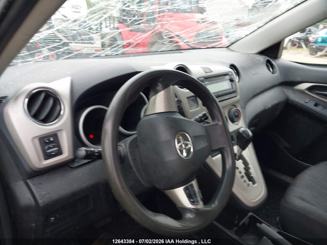 12643384 :رقم المزاد ، 2T1KU4EEXEC132821 vin ، 2014 Toyota Matrix Wagon مزاد بيع