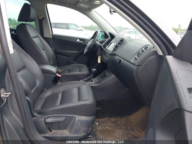 12643388 :رقم المزاد ، WVGJV7AX0DW553661 vin ، 2013 Volkswagen Tiguan S/se/sel مزاد بيع