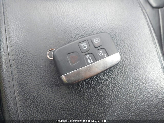 2015 Land Rover Range Rover Evoque Pure City მანქანა იყიდება აუქციონზე, vin: SALVR2BG3FH006427, აუქციონის ნომერი: 12643398
