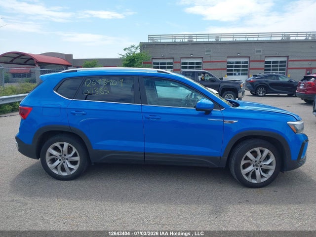 Volkswagen Taos 2022 3VVLX7B23NM011385 Image 13