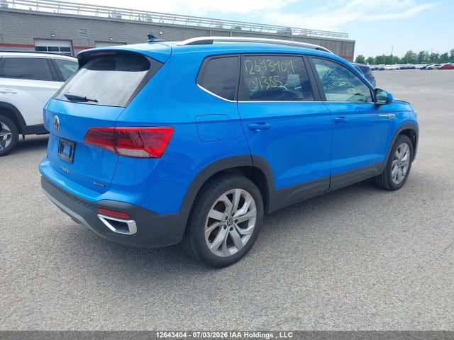 Volkswagen Taos 2022 3VVLX7B23NM011385 Image 4