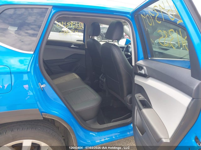 Volkswagen Taos 2022 3VVLX7B23NM011385 Image 8
