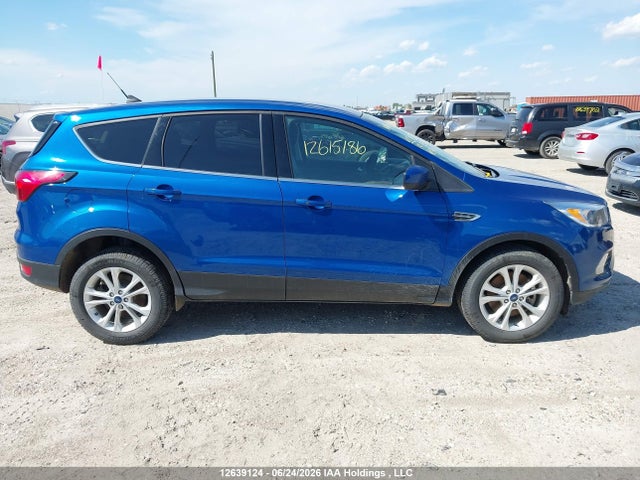 Ford ESCAPE SE 2019 1FMCU9GD6KUC15887 Image 13
