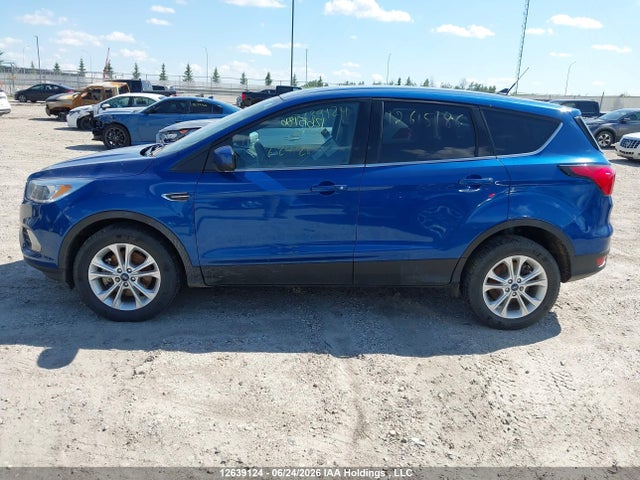 Ford ESCAPE SE 2019 1FMCU9GD6KUC15887 Image 14